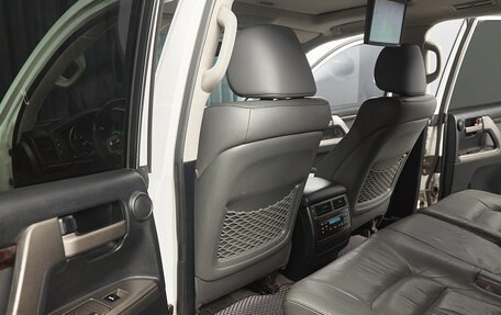 Toyota Land Cruiser 200, 2010 год, 3 199 000 рублей, 8 фотография