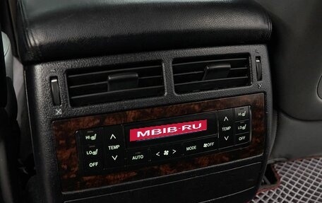 Toyota Land Cruiser 200, 2010 год, 3 199 000 рублей, 10 фотография