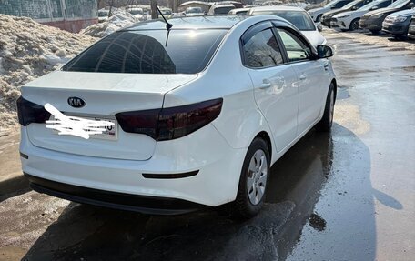 KIA Rio III рестайлинг, 2016 год, 550 000 рублей, 2 фотография