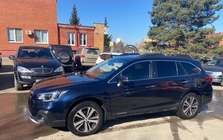 Subaru Outback IV рестайлинг, 2018 год, 2 650 000 рублей, 3 фотография