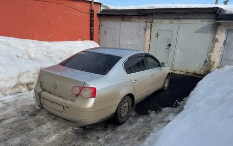 Volkswagen Passat B6, 2006 год, 630 000 рублей, 4 фотография
