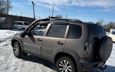 Chevrolet Niva I рестайлинг, 2013 год, 750 000 рублей, 3 фотография