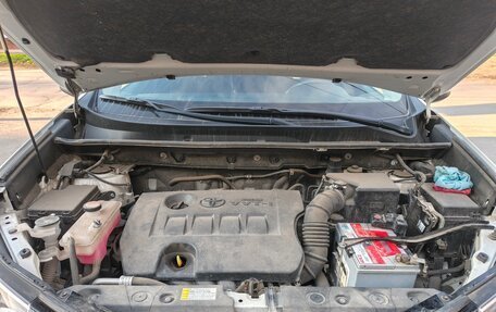 Toyota RAV4, 2015 год, 2 550 000 рублей, 7 фотография