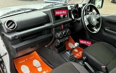 Suzuki Jimny, 2019 год, 1 600 000 рублей, 15 фотография