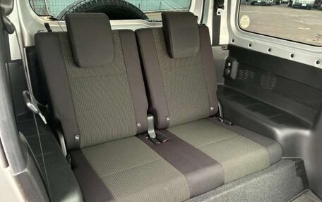 Suzuki Jimny, 2019 год, 1 600 000 рублей, 17 фотография