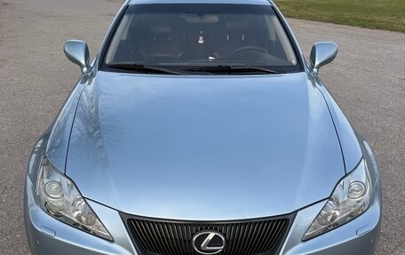 Lexus IS II рестайлинг 2, 2006 год, 1 150 000 рублей, 1 фотография