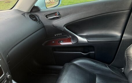 Lexus IS II рестайлинг 2, 2006 год, 1 150 000 рублей, 9 фотография