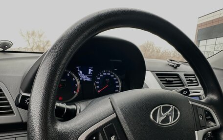 Hyundai Solaris II рестайлинг, 2012 год, 899 000 рублей, 10 фотография