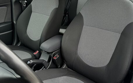 Hyundai Solaris II рестайлинг, 2012 год, 899 000 рублей, 15 фотография