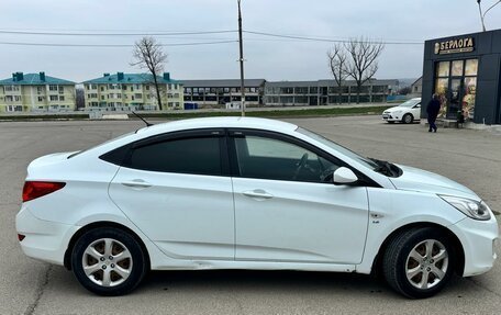 Hyundai Solaris II рестайлинг, 2013 год, 660 000 рублей, 2 фотография