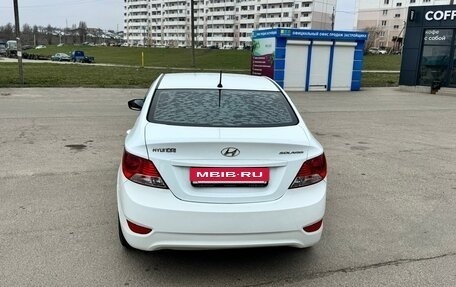 Hyundai Solaris II рестайлинг, 2013 год, 660 000 рублей, 3 фотография