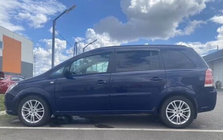 Opel Zafira B, 2007 год, 349 000 рублей, 20 фотография