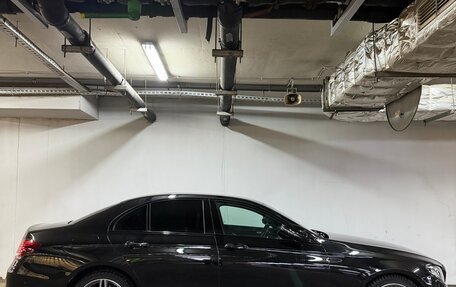 Mercedes-Benz E-Класс, 2019 год, 2 750 000 рублей, 5 фотография