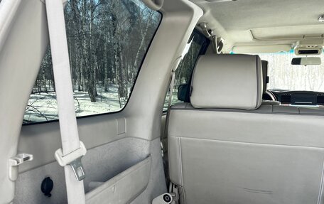 Nissan Patrol, 2005 год, 2 250 000 рублей, 12 фотография