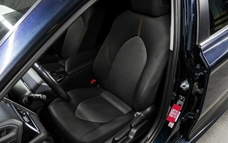 Toyota Camry, 2018 год, 2 379 000 рублей, 13 фотография