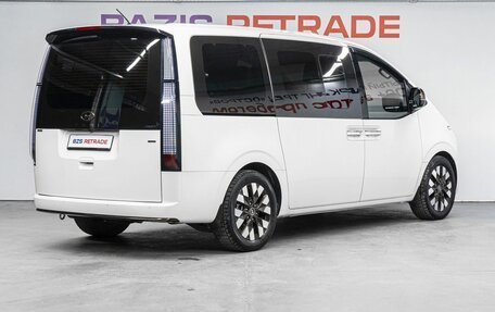 Hyundai Staria, 2021 год, 4 269 000 рублей, 6 фотография