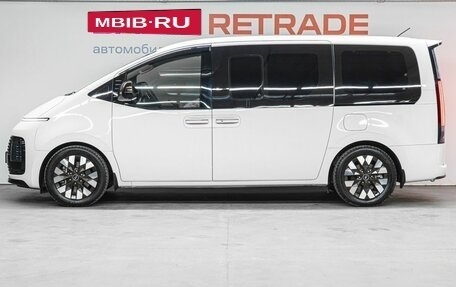 Hyundai Staria, 2021 год, 4 269 000 рублей, 9 фотография