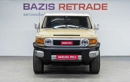 Toyota FJ Cruiser, 2021 год, 5 559 000 рублей, 3 фотография