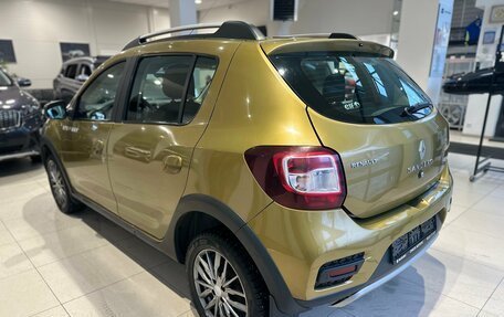 Renault Sandero II рестайлинг, 2015 год, 799 000 рублей, 3 фотография