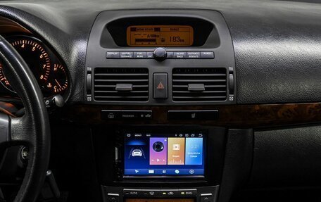 Toyota Avensis III рестайлинг, 2004 год, 779 000 рублей, 22 фотография