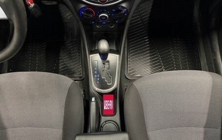 Hyundai Solaris II рестайлинг, 2013 год, 719 000 рублей, 11 фотография