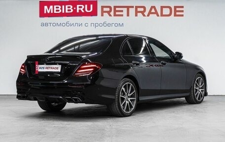 Mercedes-Benz E-Класс, 2019 год, 4 600 000 рублей, 6 фотография