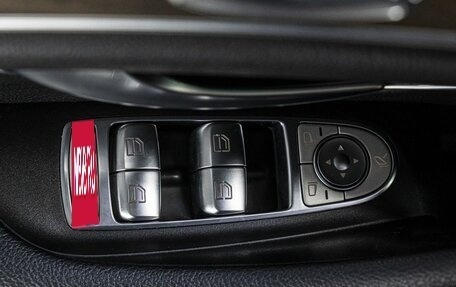 Mercedes-Benz E-Класс, 2019 год, 4 600 000 рублей, 12 фотография