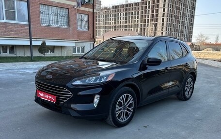 Ford Escape, 2021 год, 1 900 000 рублей, 1 фотография