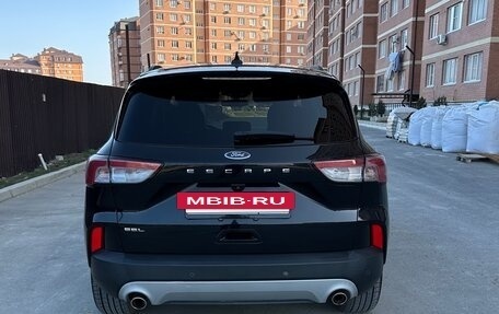 Ford Escape, 2021 год, 1 900 000 рублей, 3 фотография