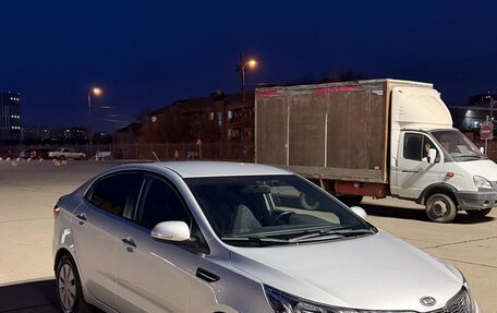 KIA Rio III рестайлинг, 2011 год, 730 000 рублей, 2 фотография