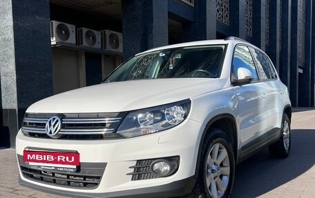 Volkswagen Tiguan I, 2013 год, 1 290 000 рублей, 2 фотография