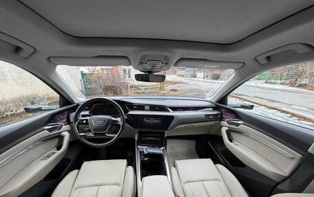 Audi e-tron I, 2021 год, 4 900 000 рублей, 10 фотография