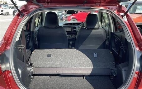 Toyota Vitz, 2019 год, 750 000 рублей, 19 фотография