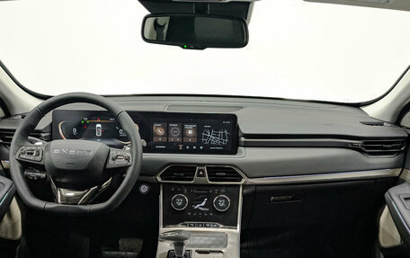 CheryExeed TXL, 2023 год, 2 649 500 рублей, 14 фотография