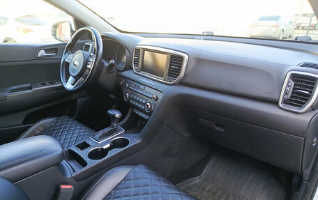 KIA Sportage IV рестайлинг, 2020 год, 2 520 000 рублей, 15 фотография