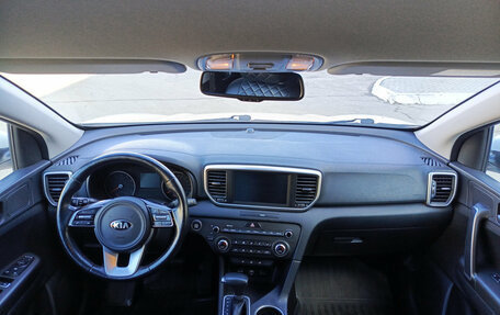 KIA Sportage IV рестайлинг, 2020 год, 2 520 000 рублей, 18 фотография