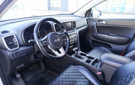 KIA Sportage IV рестайлинг, 2020 год, 2 520 000 рублей, 20 фотография