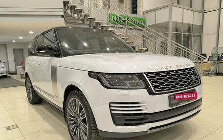 Land Rover Range Rover IV рестайлинг, 2021 год, 8 850 000 рублей, 3 фотография