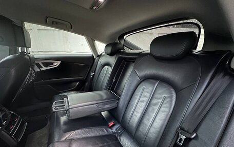 Audi A7, 2011 год, 1 970 000 рублей, 28 фотография