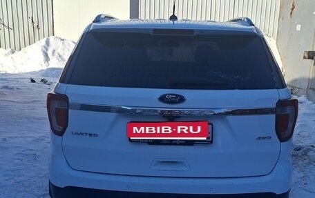 Ford Explorer VI, 2016 год, 2 270 000 рублей, 4 фотография