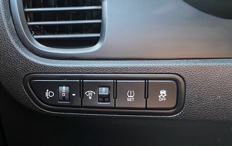 KIA Rio IV, 2019 год, 999 000 рублей, 20 фотография