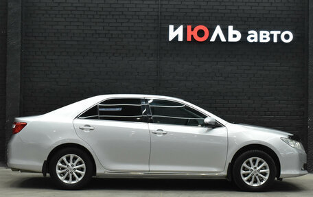 Toyota Camry, 2012 год, 1 480 000 рублей, 8 фотография