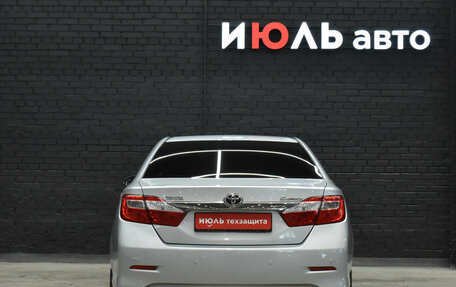 Toyota Camry, 2012 год, 1 480 000 рублей, 5 фотография