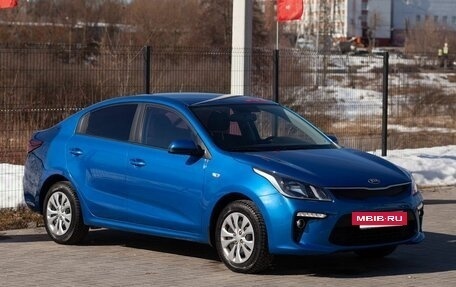 KIA Rio IV, 2018 год, 1 585 000 рублей, 3 фотография