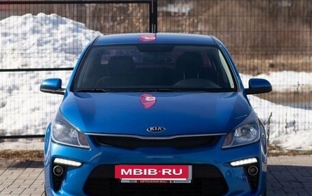 KIA Rio IV, 2018 год, 1 585 000 рублей, 2 фотография