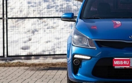 KIA Rio IV, 2018 год, 1 585 000 рублей, 4 фотография