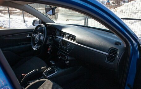 KIA Rio IV, 2018 год, 1 585 000 рублей, 19 фотография