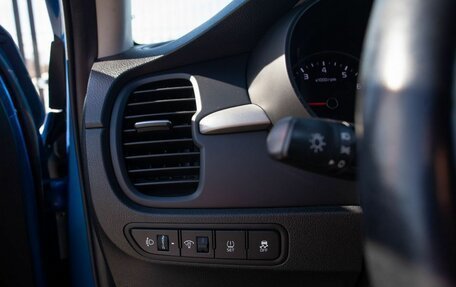 KIA Rio IV, 2018 год, 1 585 000 рублей, 34 фотография