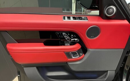 Land Rover Range Rover IV рестайлинг, 2021 год, 11 700 000 рублей, 9 фотография