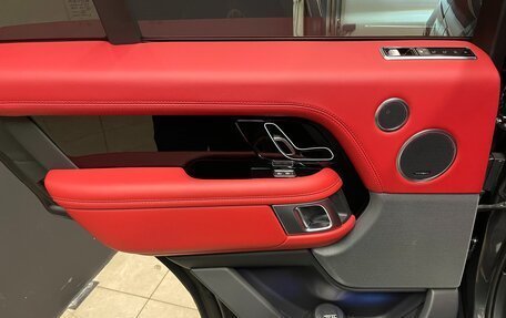 Land Rover Range Rover IV рестайлинг, 2021 год, 11 700 000 рублей, 16 фотография